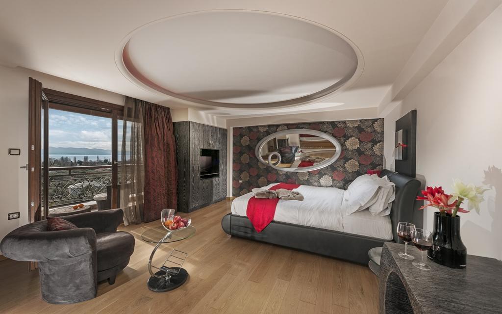 Iakovakis Suites & Spa Koropi Zewnętrze zdjęcie
