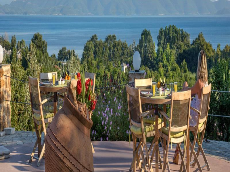 Iakovakis Suites & Spa Koropi Zewnętrze zdjęcie